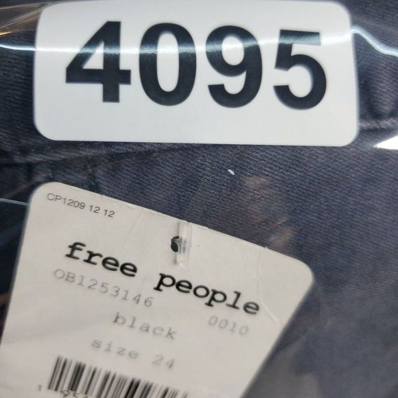 Free People Size 24 Sabrina Super Skinny Jeans Black - Picture 6 of 6